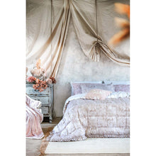 Carica l'immagine nel visualizzatore di Gallery, Trapunta matrimoniale "Toile du Borgo"